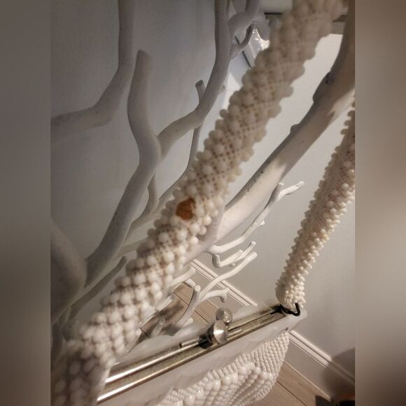 Vintage Handbag, with bubble beads and lucite trim! - Picture 4 of 9